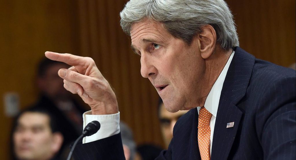 Kerry Voices Concern to China over Island-Building Drive