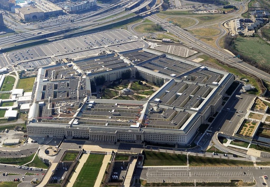 Pentagon plans Ebola domestic-response team of medical experts to aid doctors