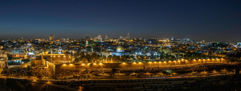 IDF Preparing for Battle, Strikes Hamas Targets Throughout the Gaza Strip