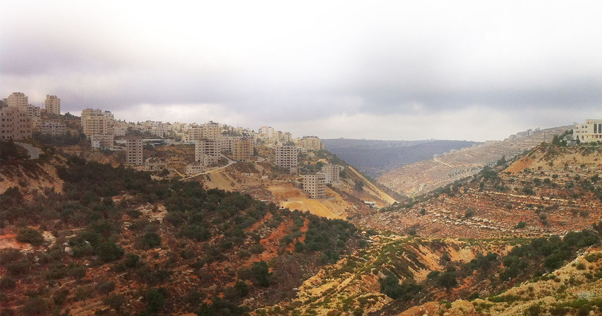 Israeli Defense Minister Meets with Abbas