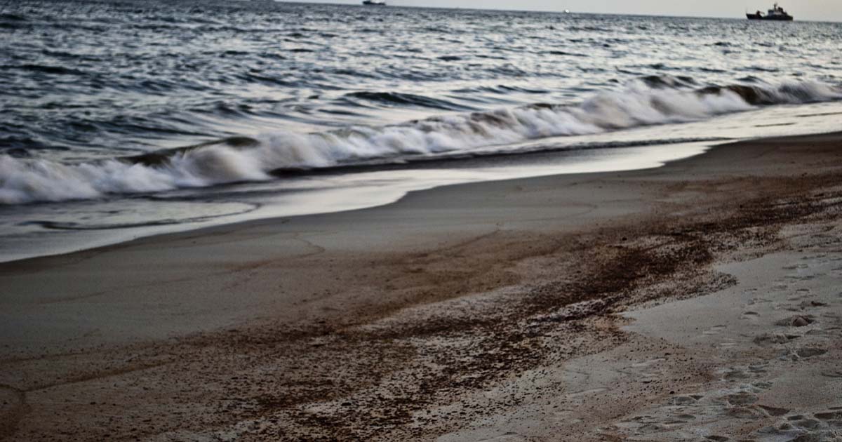 Waves from eruption in Tonga cause oil spill in Peru