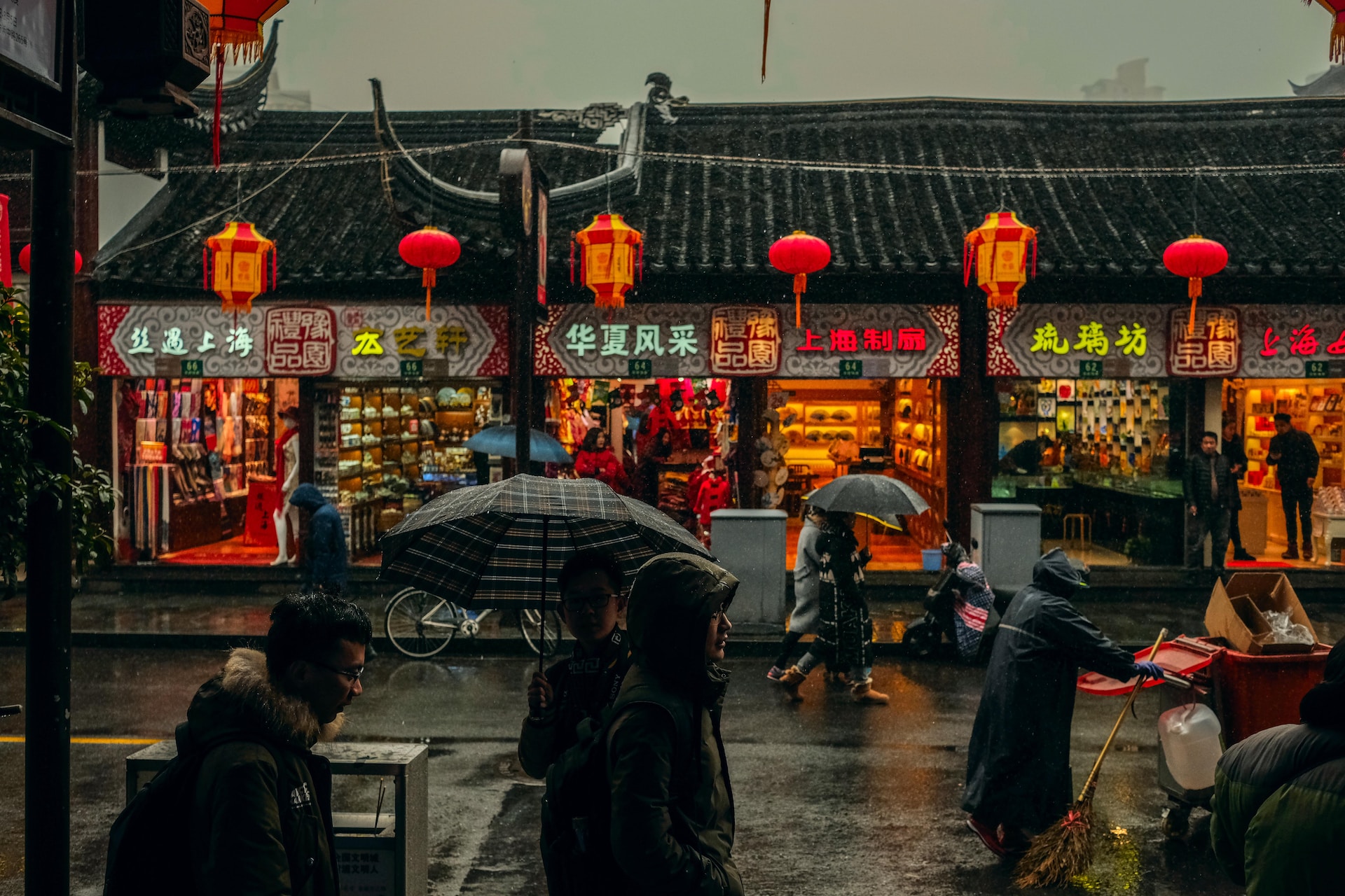 Western Europe is in &lsquo;Complete Denial&rsquo; About Growing Influence of Communist China, Insider Says