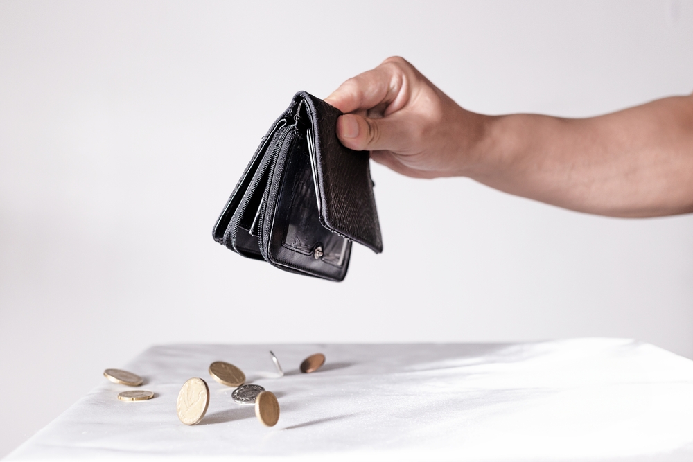 ISRAEL GOES CASHLESS