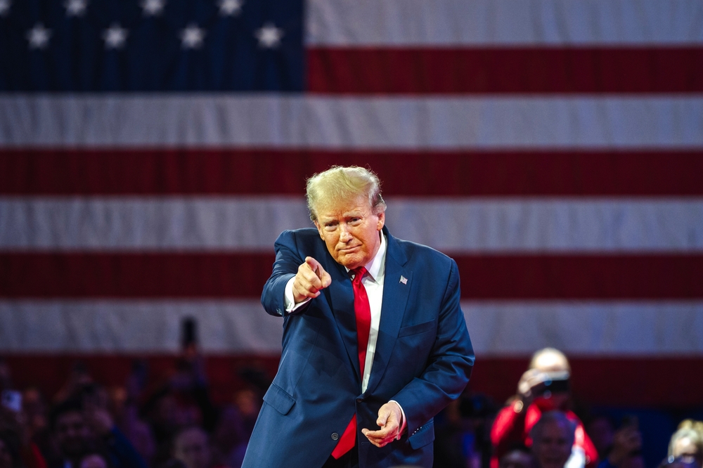 Marco Rubio interrupted Trump’s speech to break the news to Trump that Joe Biden called us all “garbage.”