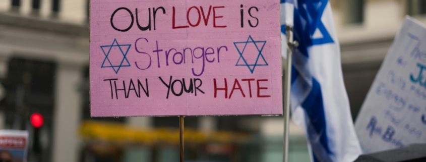 U.S. Considers Offering Asylum to British Jews Amid Rising Antisemitism